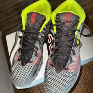 Kyrie 1 Basketball Shoes